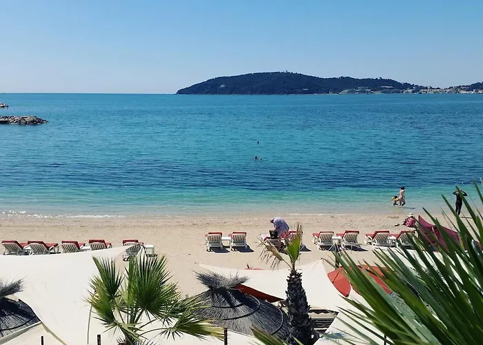 Location Vacances T4 Bas De Villa Toulon